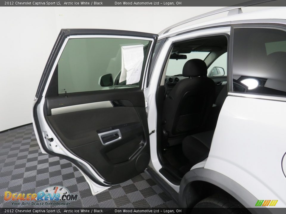 2012 Chevrolet Captiva Sport LS Arctic Ice White / Black Photo #30