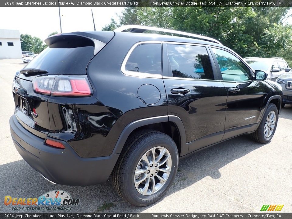 2020 Jeep Cherokee Latitude Plus 4x4 Diamond Black Crystal Pearl / Black Photo #5