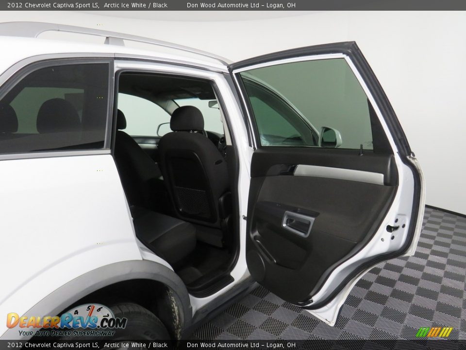 2012 Chevrolet Captiva Sport LS Arctic Ice White / Black Photo #33