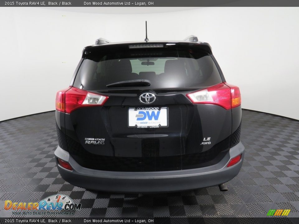 2015 Toyota RAV4 LE Black / Black Photo #12