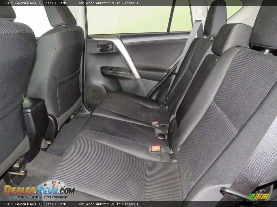 2015 Toyota RAV4 LE Black / Black Photo #34