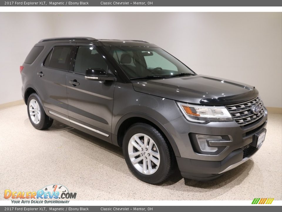 2017 Ford Explorer XLT Magnetic / Ebony Black Photo #1