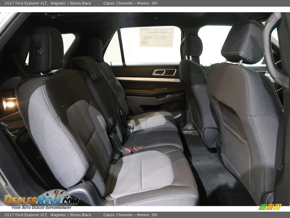 2017 Ford Explorer XLT Magnetic / Ebony Black Photo #14