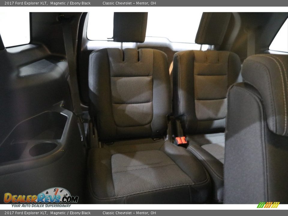 2017 Ford Explorer XLT Magnetic / Ebony Black Photo #15