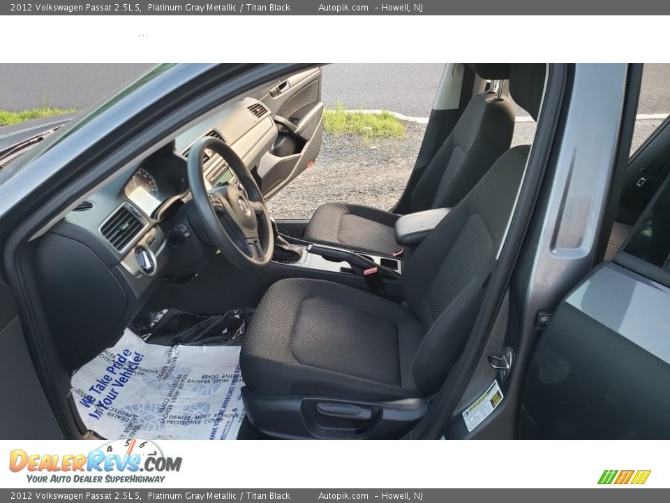 2012 Volkswagen Passat 2.5L S Platinum Gray Metallic / Titan Black Photo #9