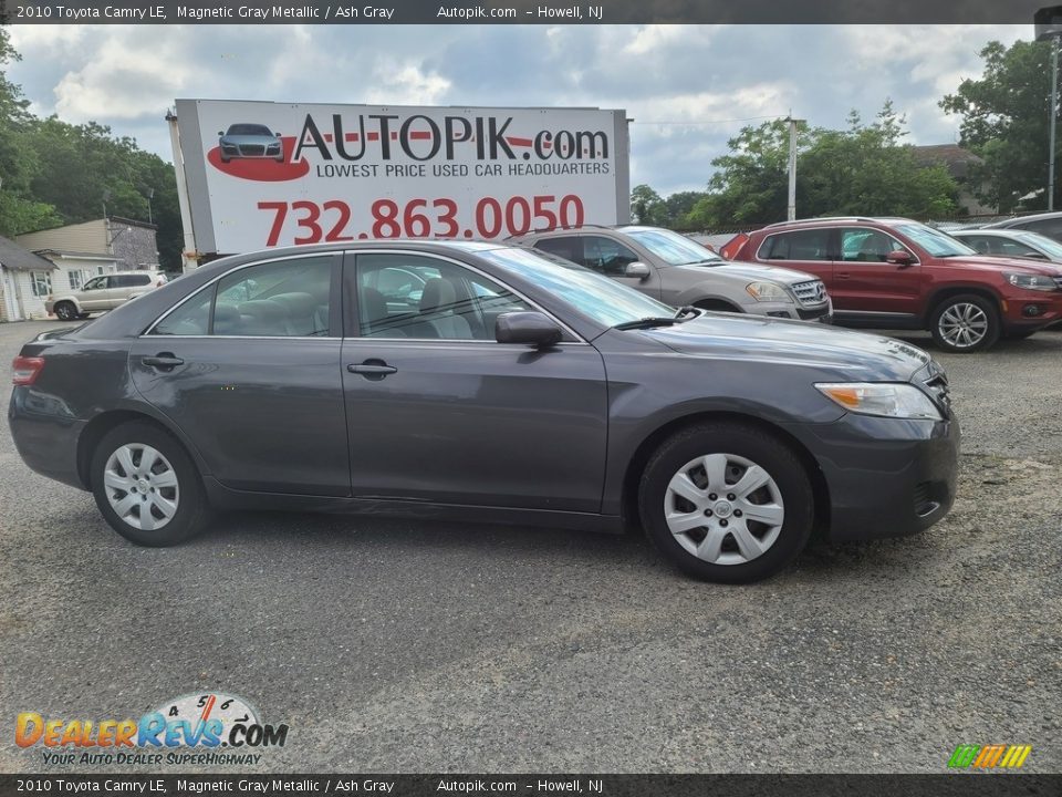 2010 Toyota Camry LE Magnetic Gray Metallic / Ash Gray Photo #2