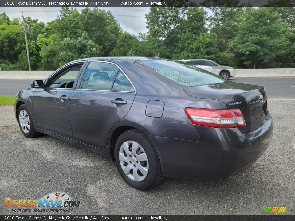 2010 Toyota Camry LE Magnetic Gray Metallic / Ash Gray Photo #5