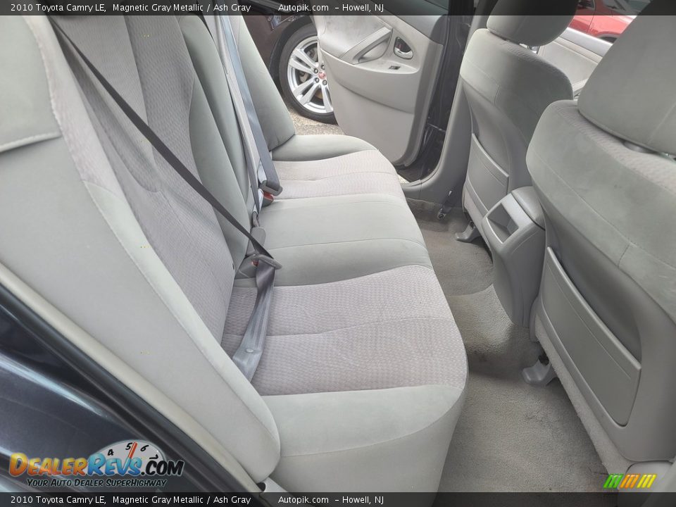 2010 Toyota Camry LE Magnetic Gray Metallic / Ash Gray Photo #15