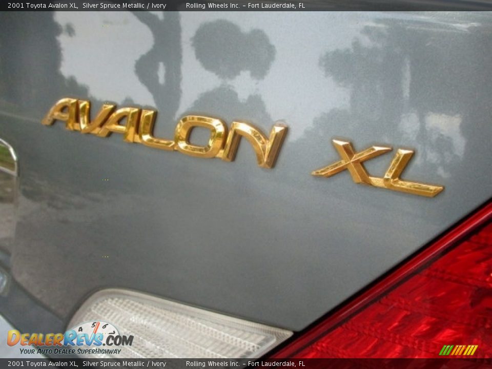 2001 Toyota Avalon XL Silver Spruce Metallic / Ivory Photo #16
