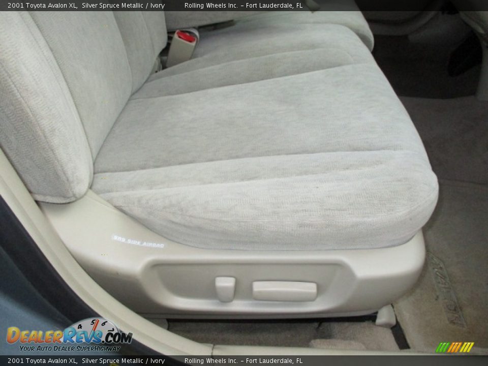 2001 Toyota Avalon XL Silver Spruce Metallic / Ivory Photo #19