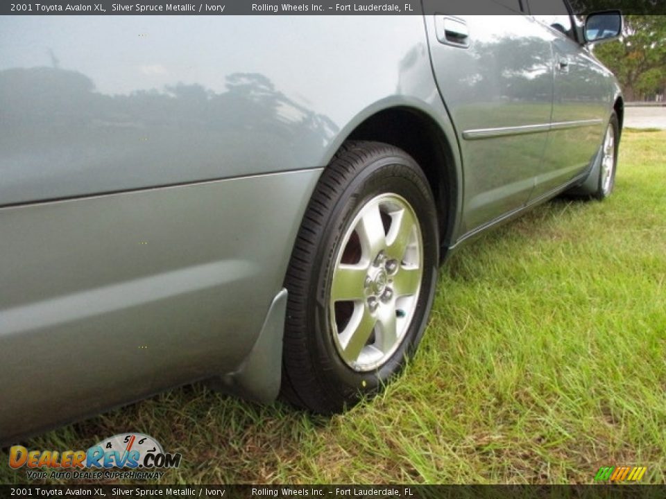 2001 Toyota Avalon XL Silver Spruce Metallic / Ivory Photo #34