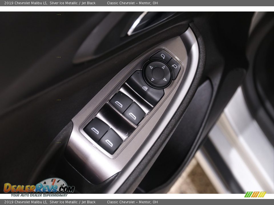 2019 Chevrolet Malibu LS Silver Ice Metallic / Jet Black Photo #5