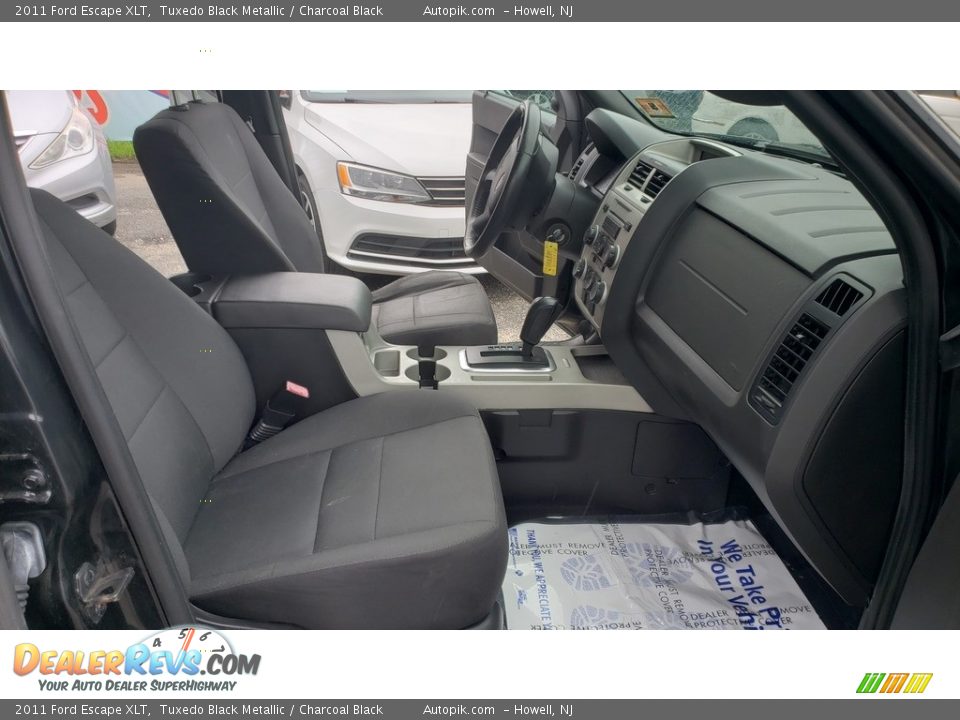 2011 Ford Escape XLT Tuxedo Black Metallic / Charcoal Black Photo #12