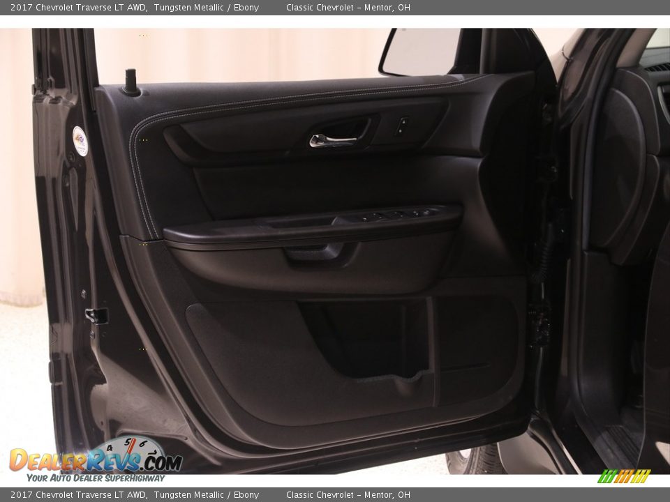 2017 Chevrolet Traverse LT AWD Tungsten Metallic / Ebony Photo #4