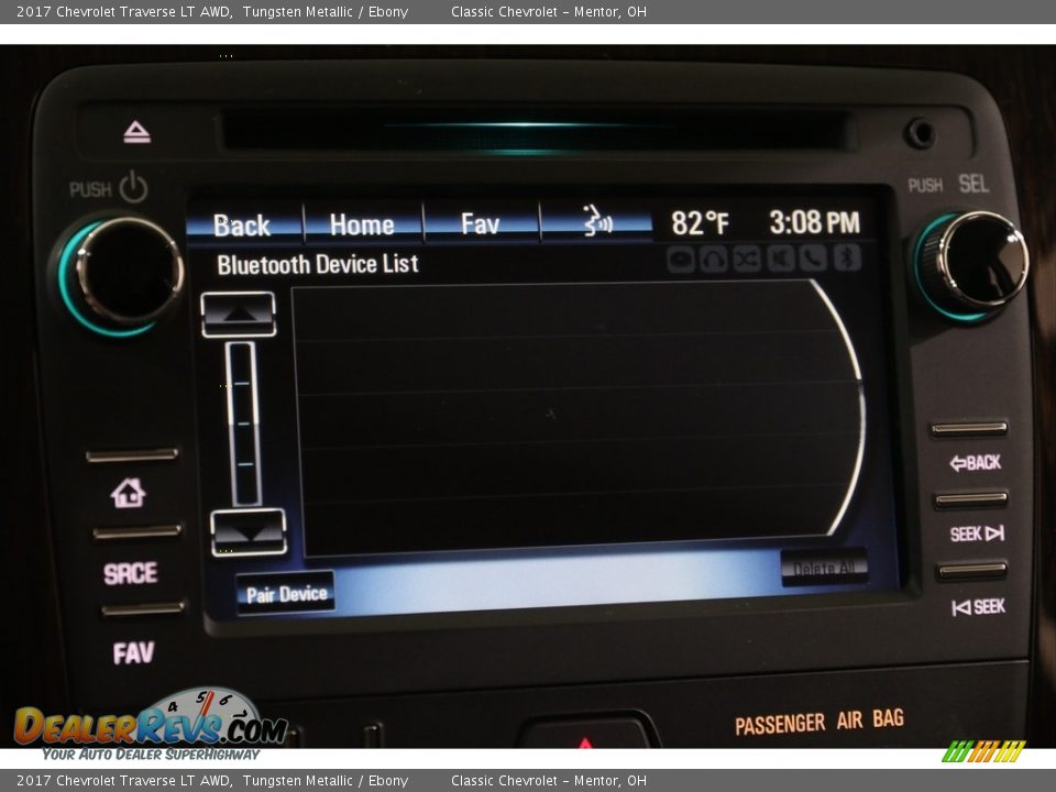 2017 Chevrolet Traverse LT AWD Tungsten Metallic / Ebony Photo #11