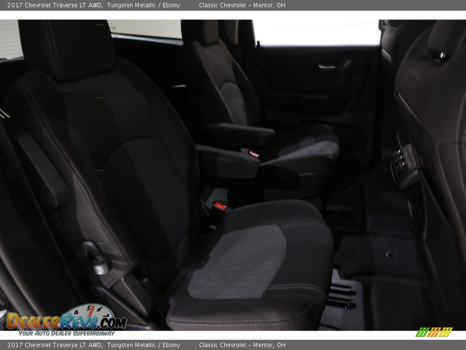 2017 Chevrolet Traverse LT AWD Tungsten Metallic / Ebony Photo #15