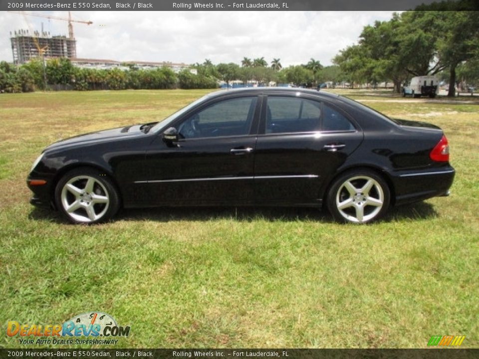 2009 Mercedes-Benz E 550 Sedan Black / Black Photo #3