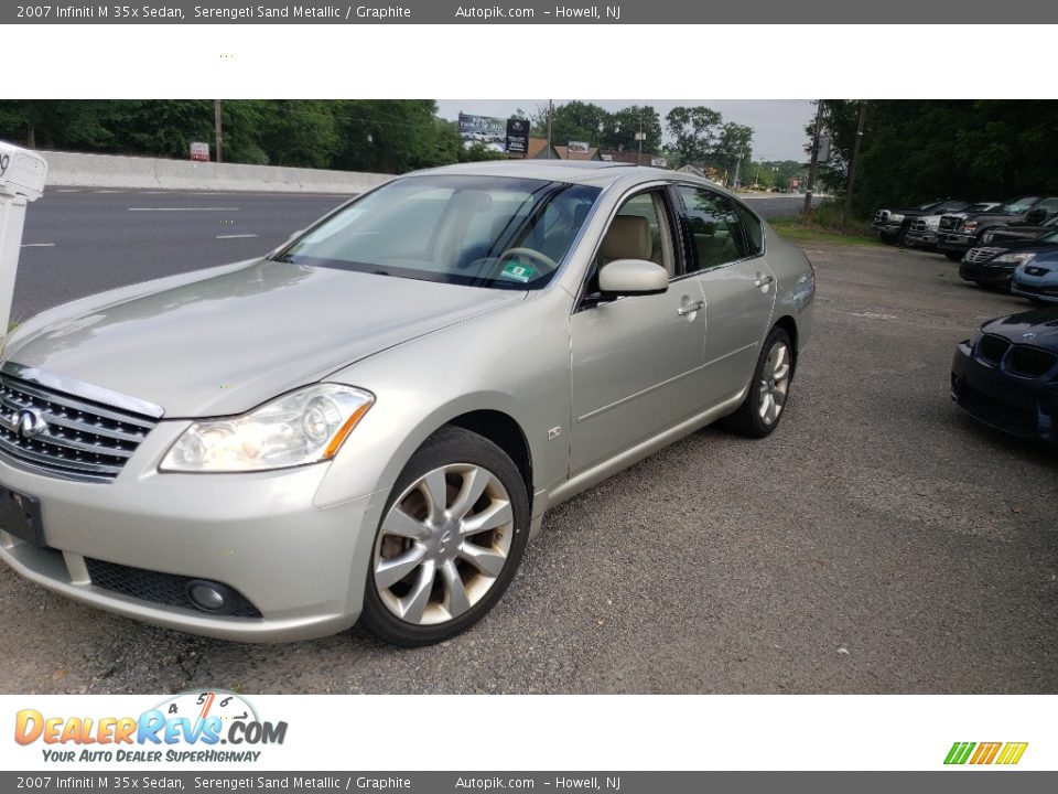 Front 3/4 View of 2007 Infiniti M 35x Sedan Photo #3