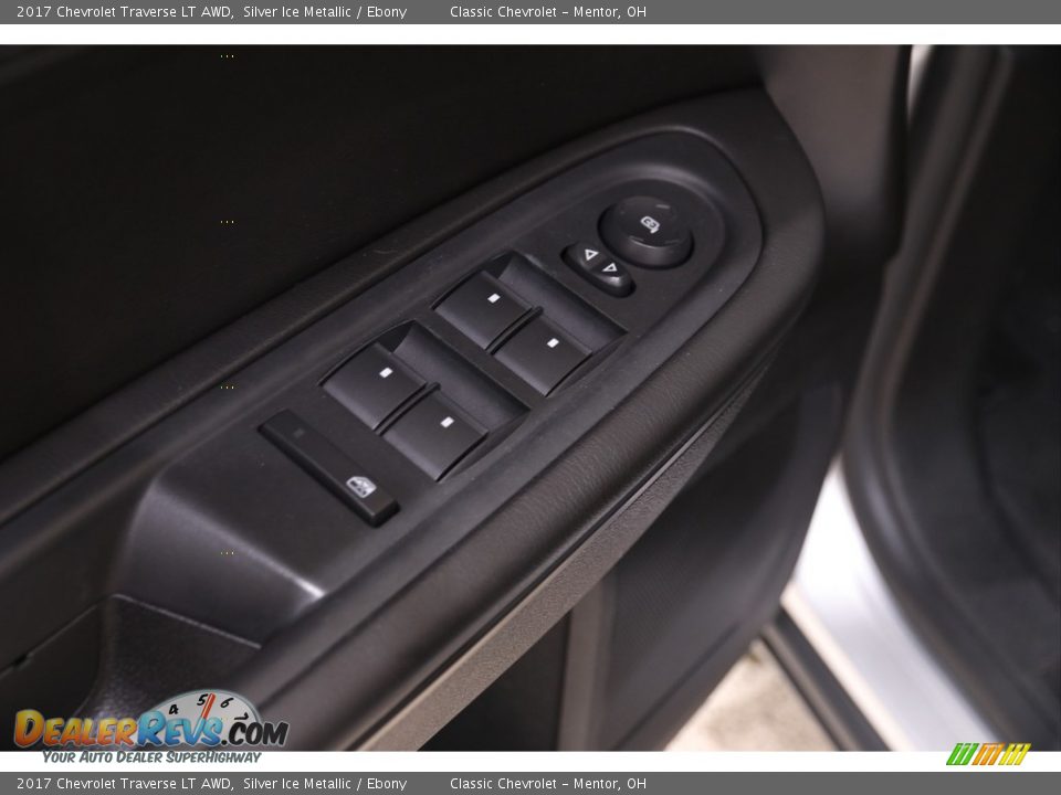 2017 Chevrolet Traverse LT AWD Silver Ice Metallic / Ebony Photo #5