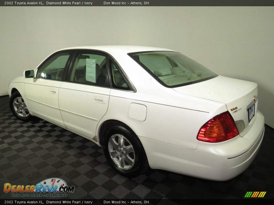 2002 Toyota Avalon XL Diamond White Pearl / Ivory Photo #9