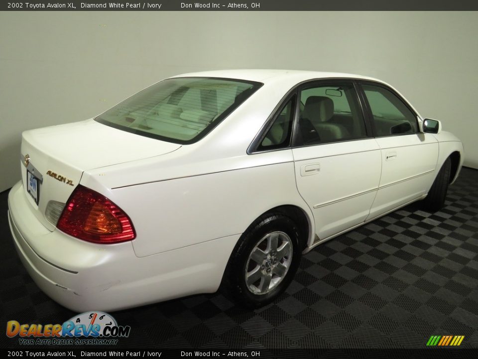 2002 Toyota Avalon XL Diamond White Pearl / Ivory Photo #14