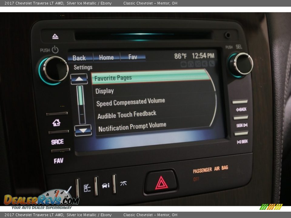 2017 Chevrolet Traverse LT AWD Silver Ice Metallic / Ebony Photo #17
