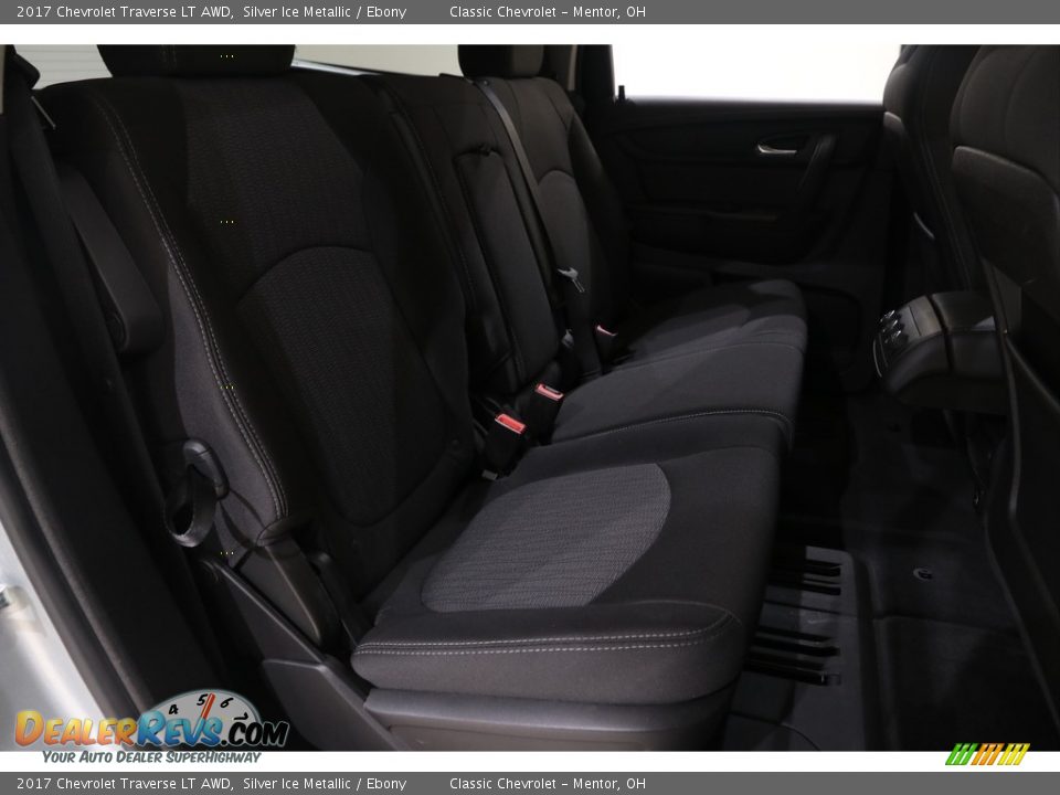 2017 Chevrolet Traverse LT AWD Silver Ice Metallic / Ebony Photo #22