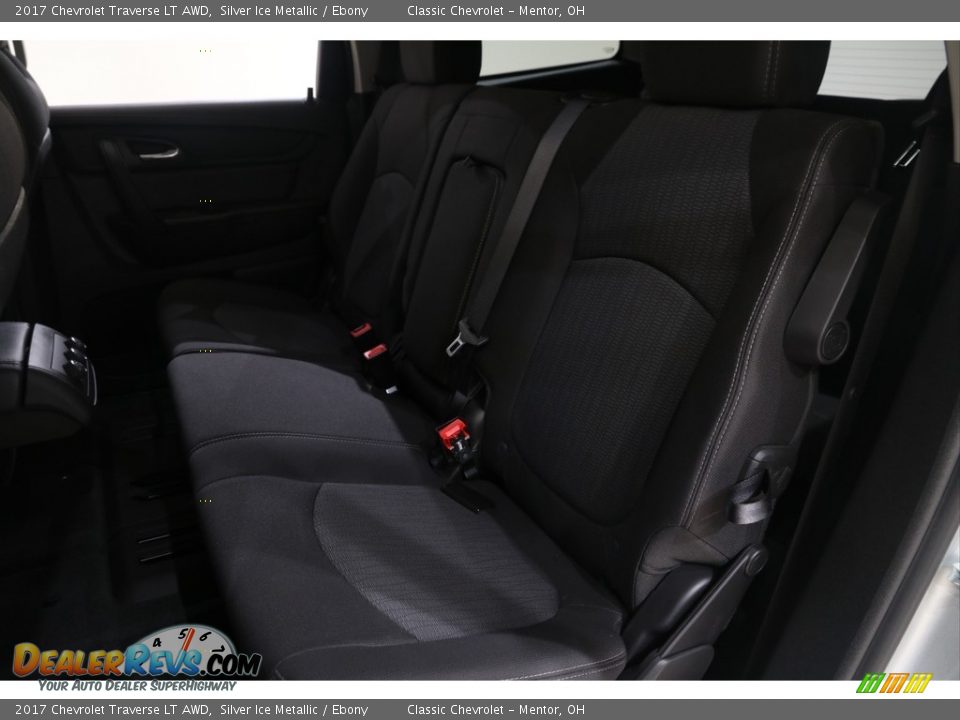 2017 Chevrolet Traverse LT AWD Silver Ice Metallic / Ebony Photo #23
