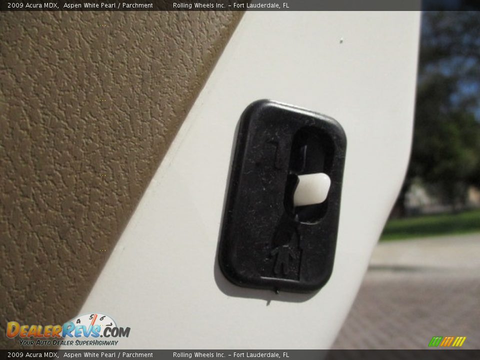 2009 Acura MDX Aspen White Pearl / Parchment Photo #24