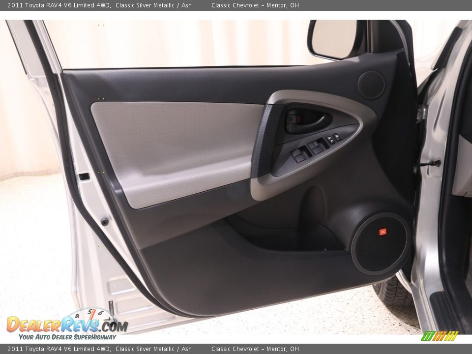 2011 Toyota RAV4 V6 Limited 4WD Classic Silver Metallic / Ash Photo #4