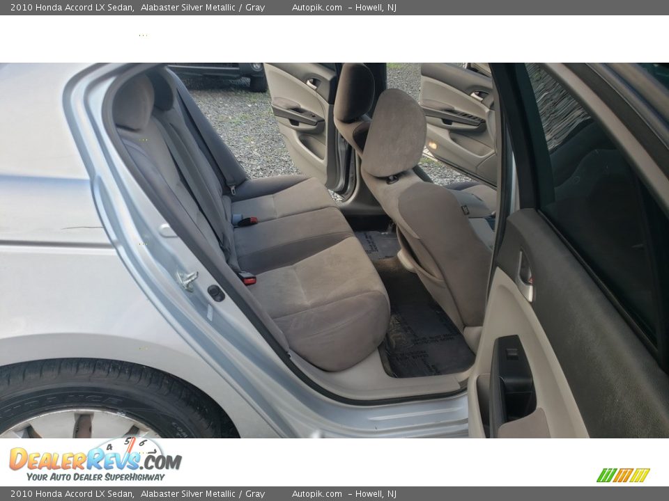 2010 Honda Accord LX Sedan Alabaster Silver Metallic / Gray Photo #11