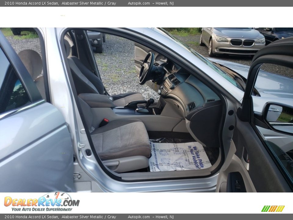 2010 Honda Accord LX Sedan Alabaster Silver Metallic / Gray Photo #12