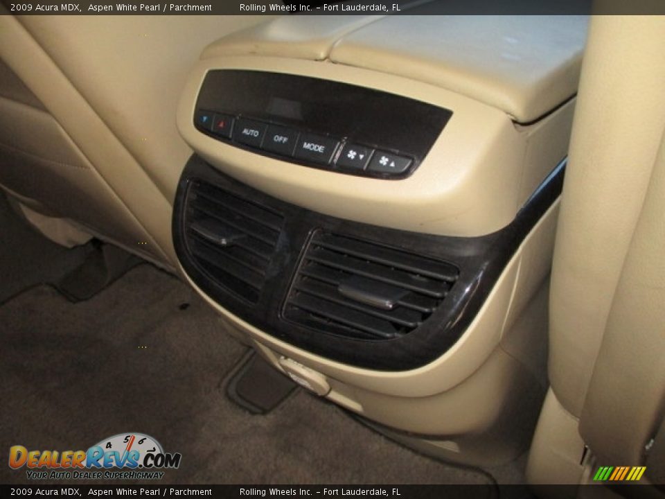 2009 Acura MDX Aspen White Pearl / Parchment Photo #29