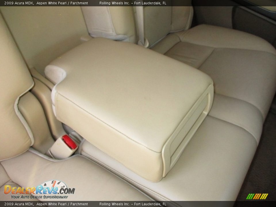 2009 Acura MDX Aspen White Pearl / Parchment Photo #32