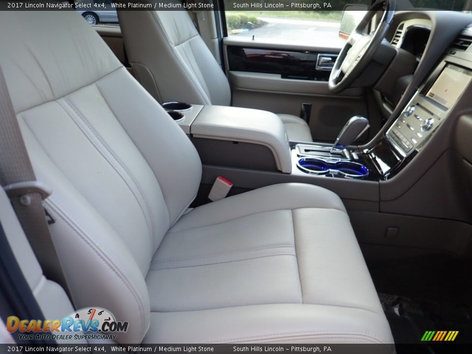 Front Seat of 2017 Lincoln Navigator Select 4x4 Photo #11