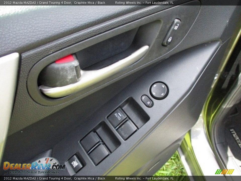 Door Panel of 2012 Mazda MAZDA3 i Grand Touring 4 Door Photo #24