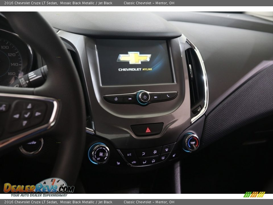 2016 Chevrolet Cruze LT Sedan Mosaic Black Metallic / Jet Black Photo #9