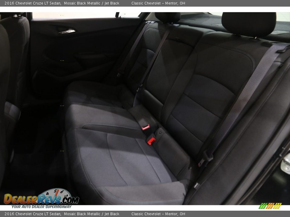 2016 Chevrolet Cruze LT Sedan Mosaic Black Metallic / Jet Black Photo #16