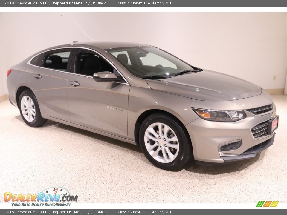 2018 Chevrolet Malibu LT Pepperdust Metallic / Jet Black Photo #1