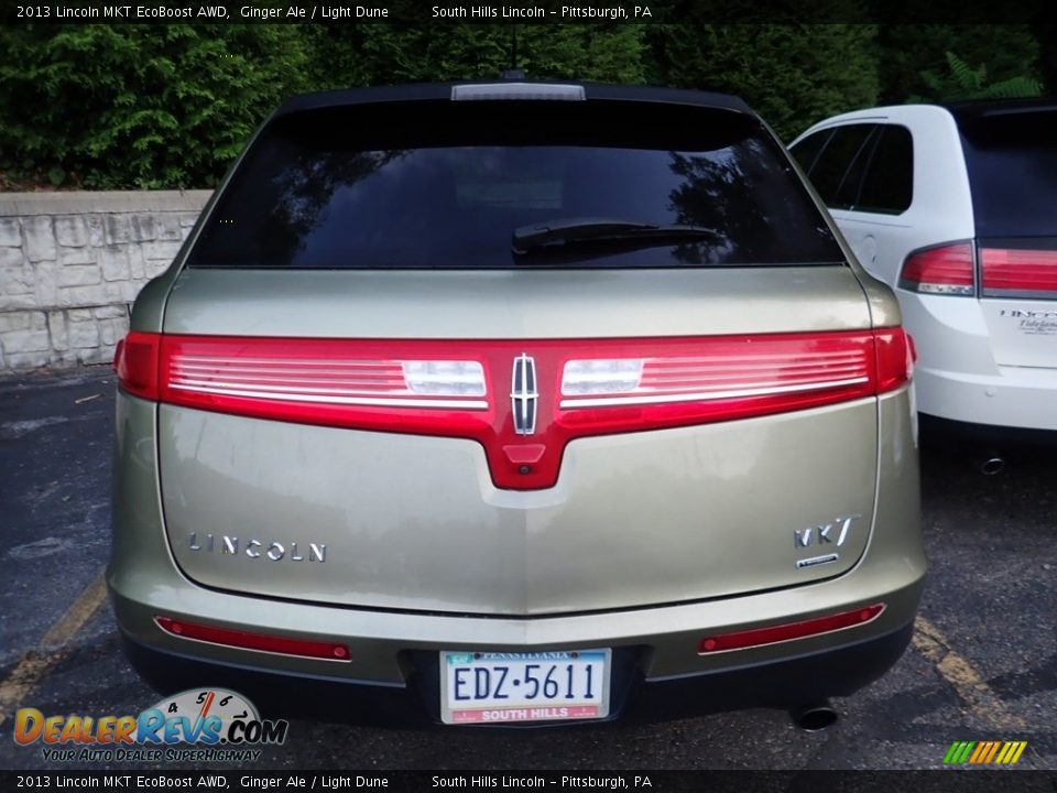 2013 Lincoln MKT EcoBoost AWD Ginger Ale / Light Dune Photo #3