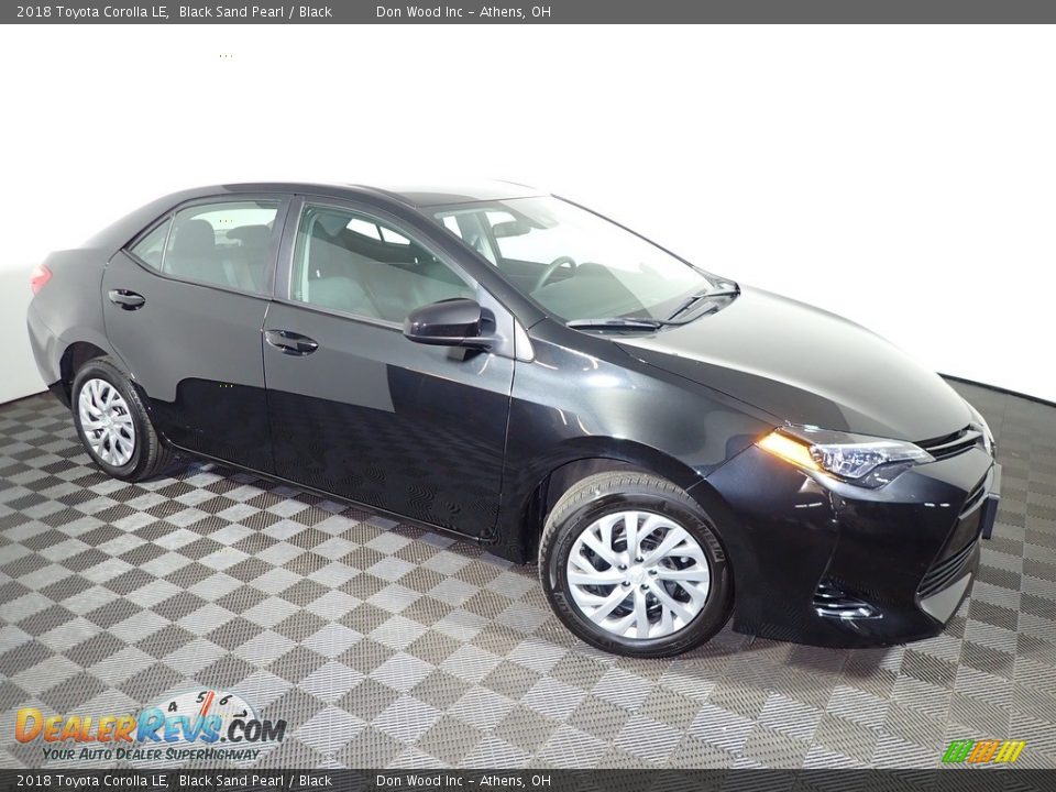 2018 Toyota Corolla LE Black Sand Pearl / Black Photo #2