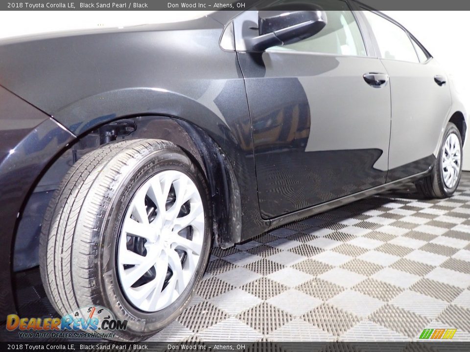 2018 Toyota Corolla LE Black Sand Pearl / Black Photo #8