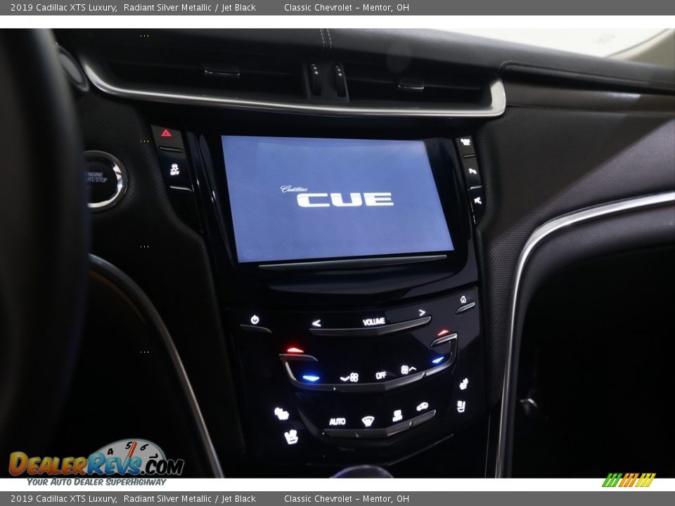 2019 Cadillac XTS Luxury Radiant Silver Metallic / Jet Black Photo #11