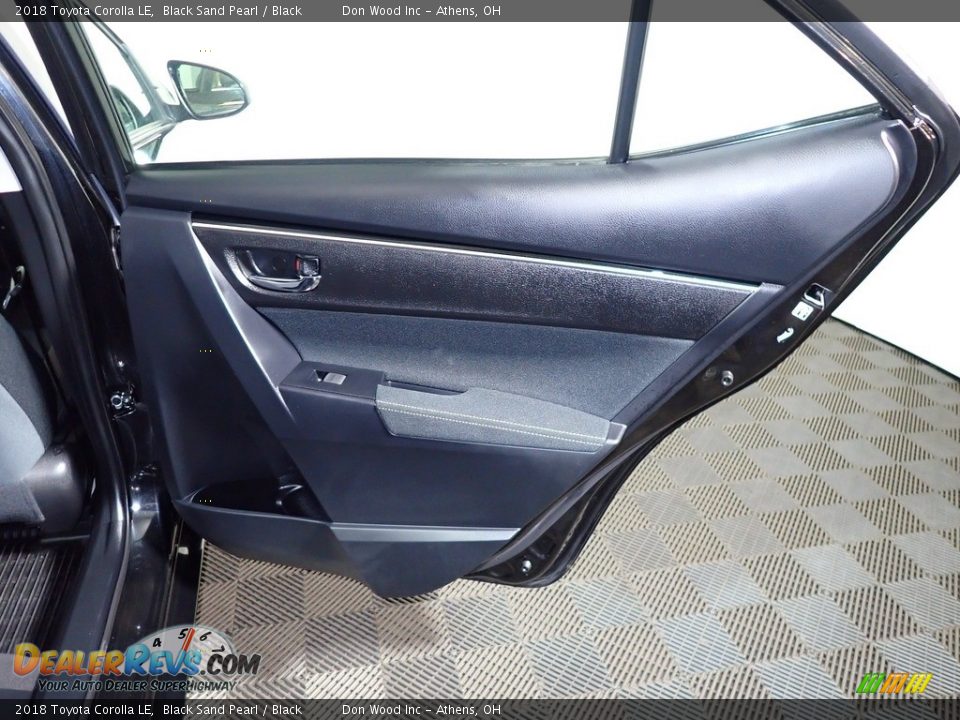 2018 Toyota Corolla LE Black Sand Pearl / Black Photo #22