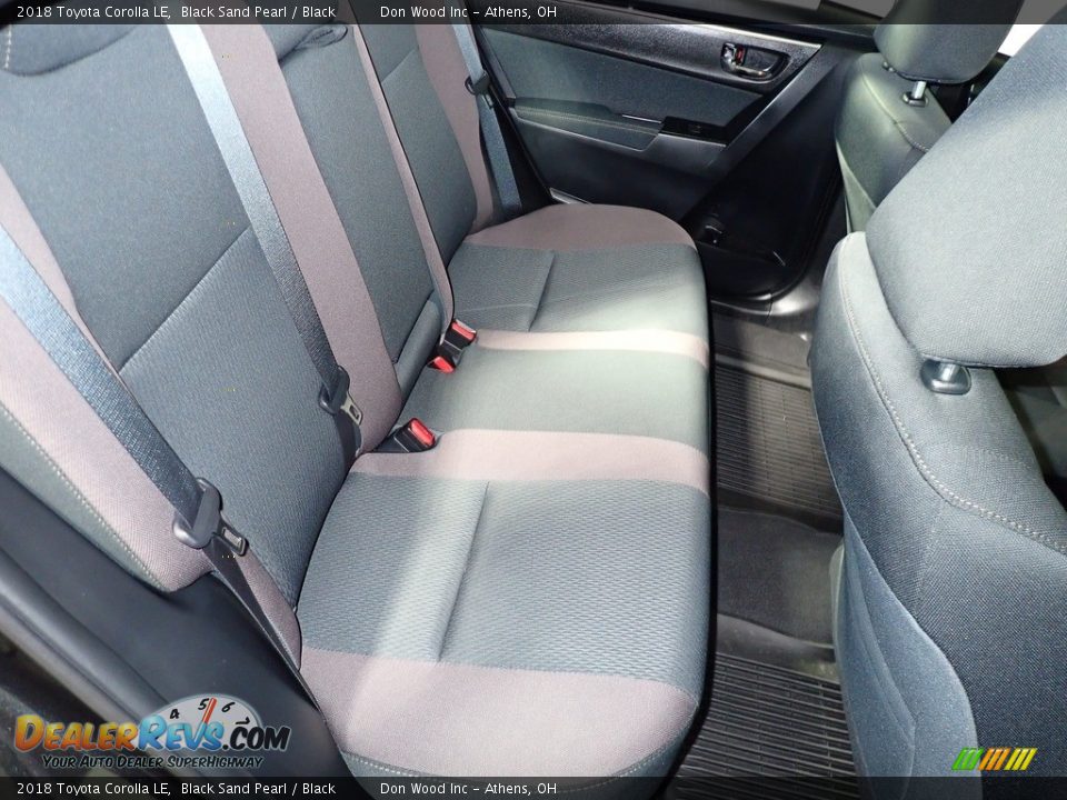 2018 Toyota Corolla LE Black Sand Pearl / Black Photo #23