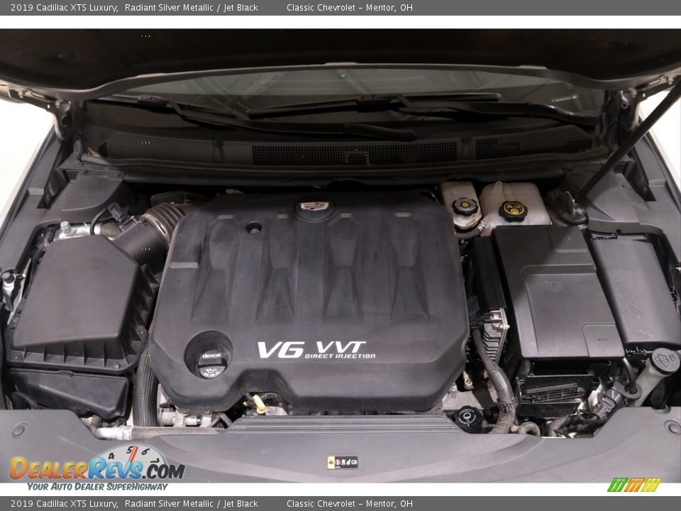 2019 Cadillac XTS Luxury Radiant Silver Metallic / Jet Black Photo #25