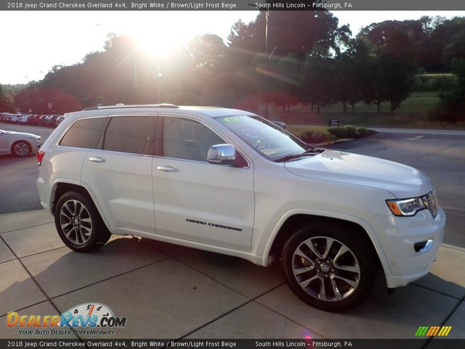 2018 Jeep Grand Cherokee Overland 4x4 Bright White / Brown/Light Frost Beige Photo #7