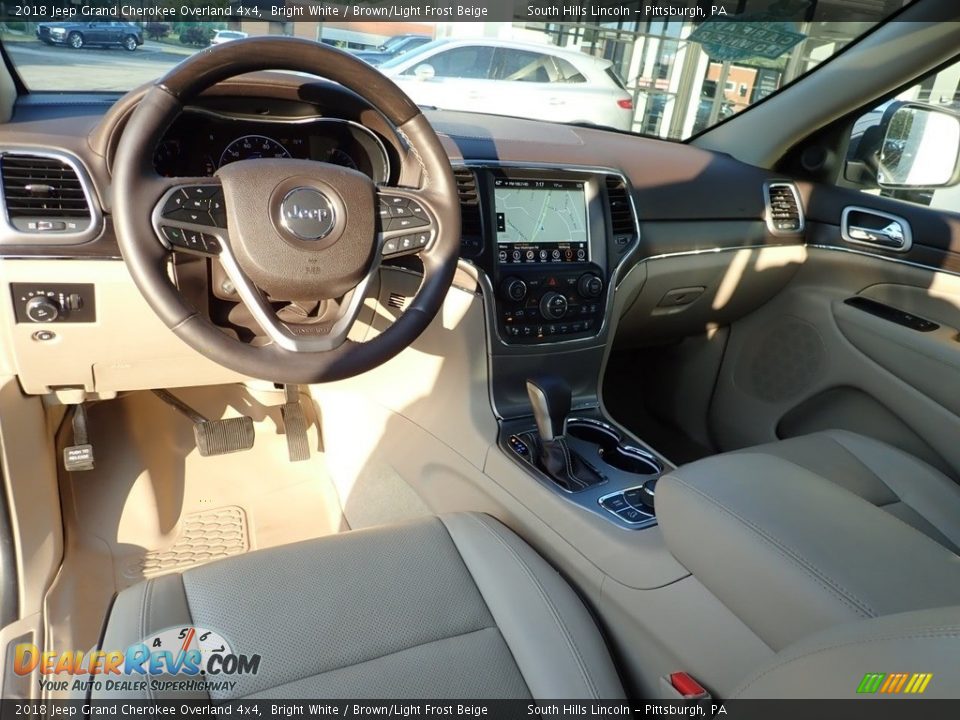 2018 Jeep Grand Cherokee Overland 4x4 Bright White / Brown/Light Frost Beige Photo #17