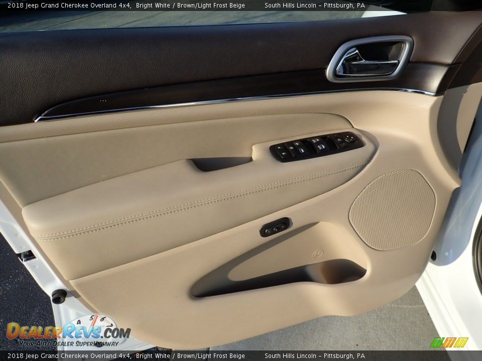 2018 Jeep Grand Cherokee Overland 4x4 Bright White / Brown/Light Frost Beige Photo #18