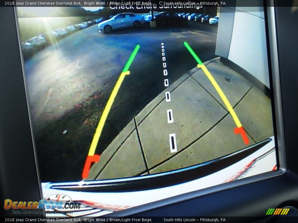 2018 Jeep Grand Cherokee Overland 4x4 Bright White / Brown/Light Frost Beige Photo #25